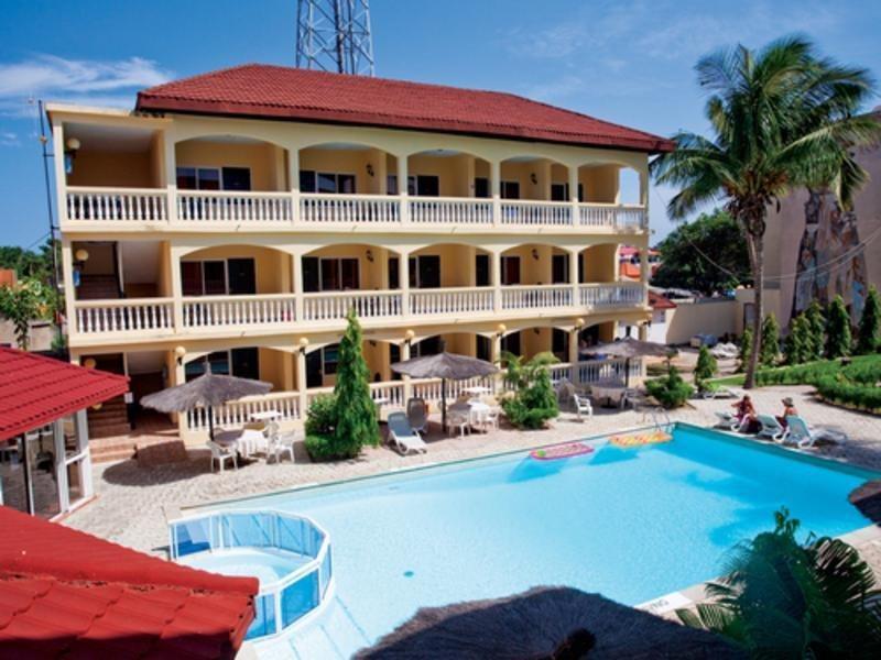 Sarges Hotel Serrekunda Exterior foto